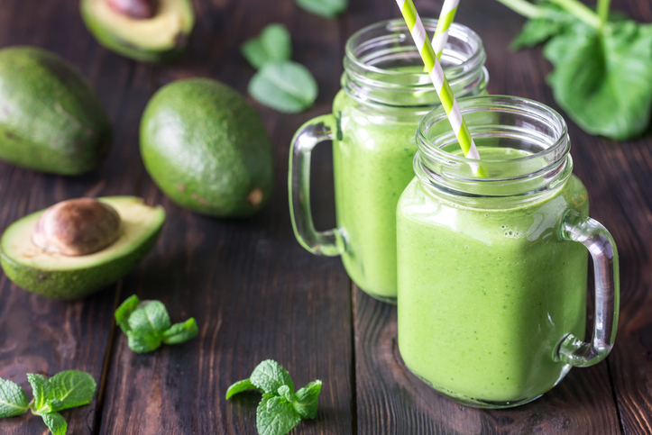 spinazie avocado smoothie voor spierfunctie